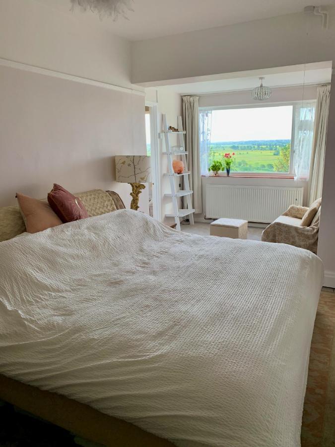 Apartamento Magic Of Avalon Glastonbury Exterior foto